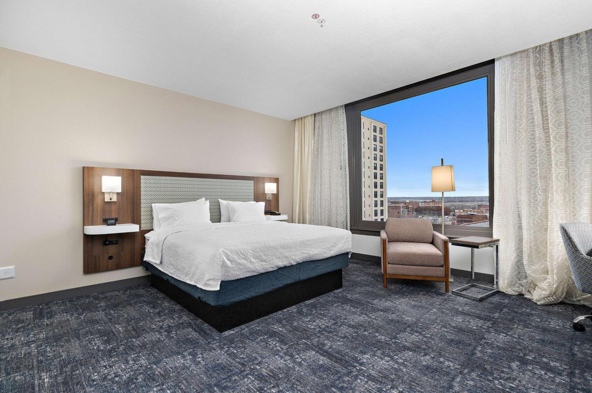 Hampton Inn Kansas City - Downtown Financial District Ngoại thất bức ảnh